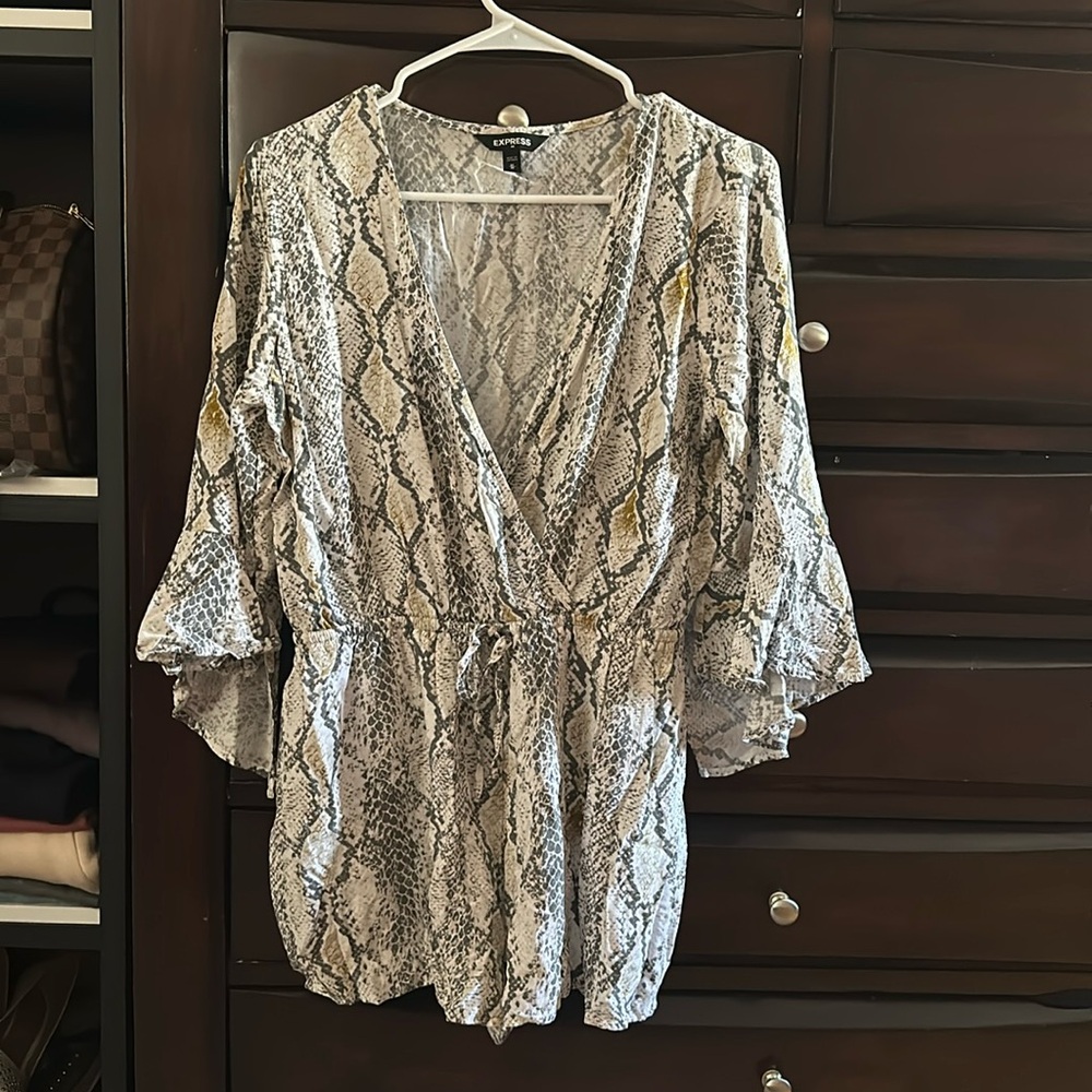 Express romper - Picture 1 of 5